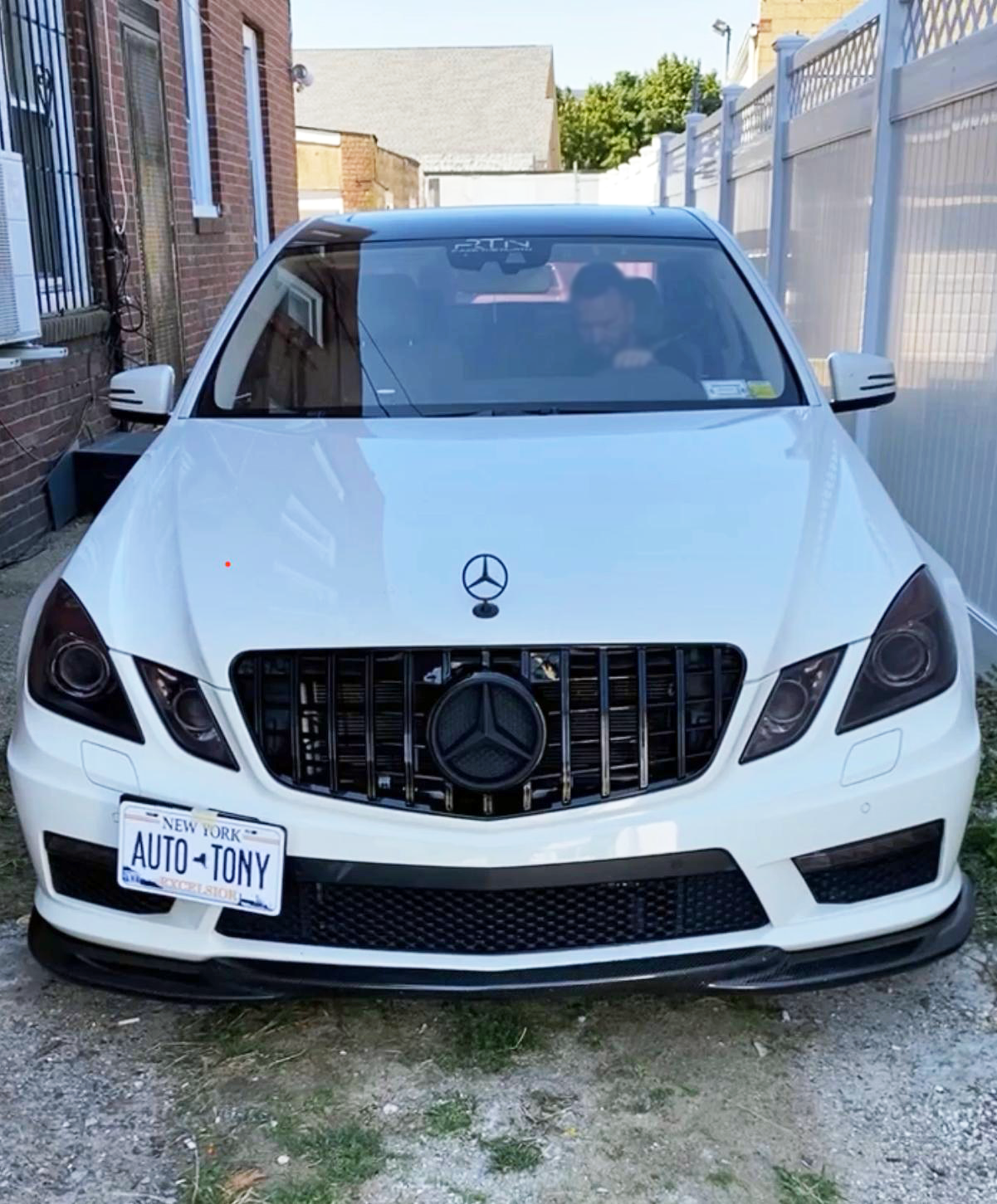 Brand New Glossy Black AMG Grille | Perfect Fit For E-Class | 2009-2013