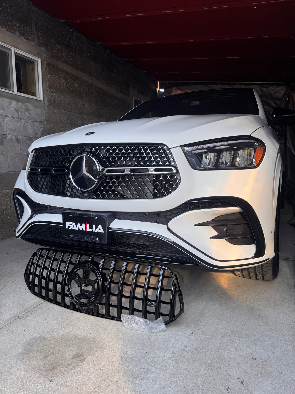 New Front Grille GLE 2024-2026 Glossy Black