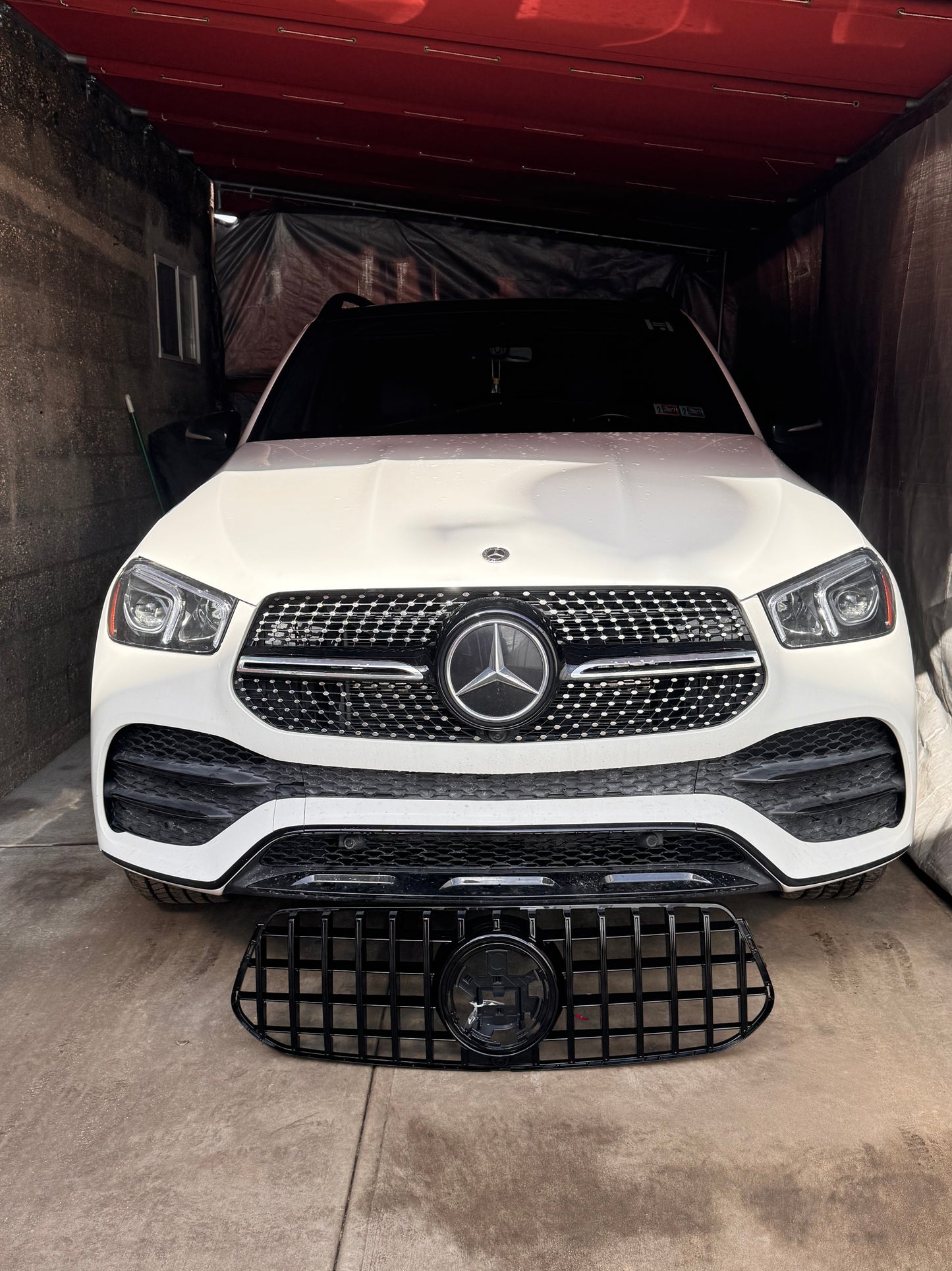 New AMG Front Grille Black  GLE 2020-2024 SUV