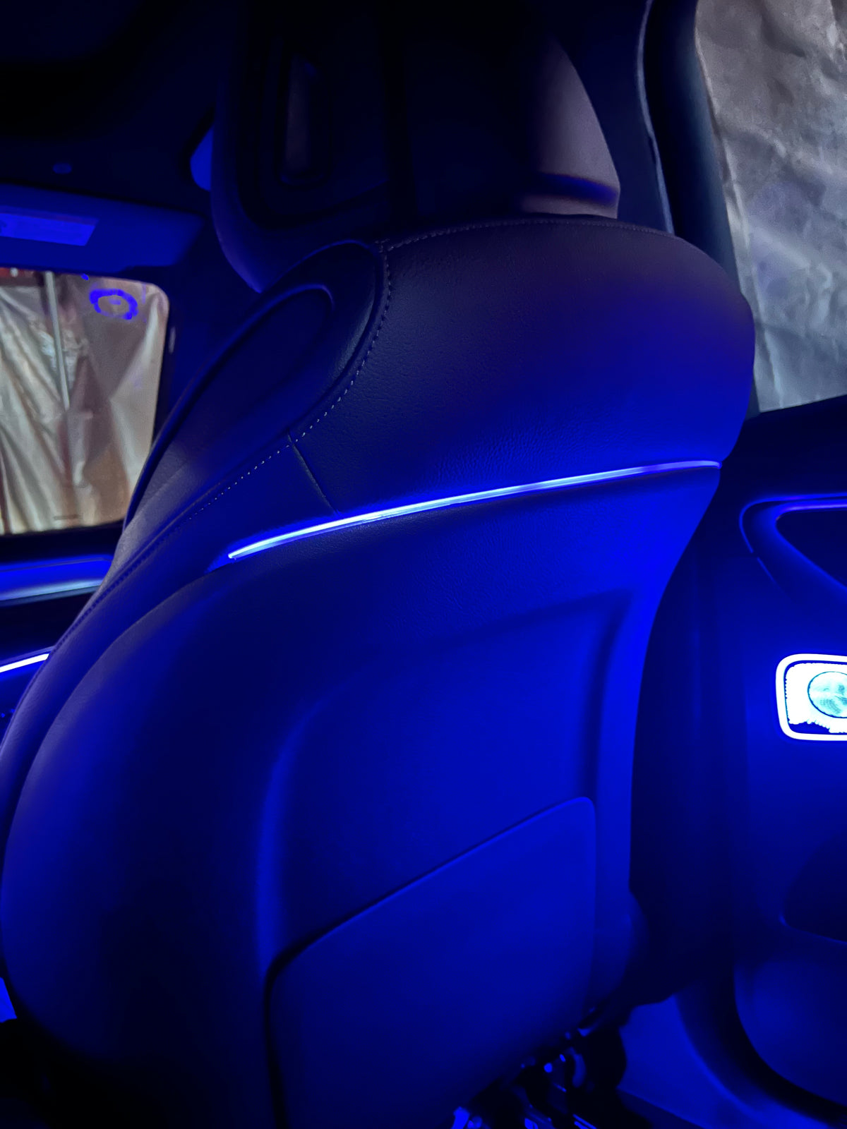 Fully ambient upgrade for Mercedes C-class 2021-2023